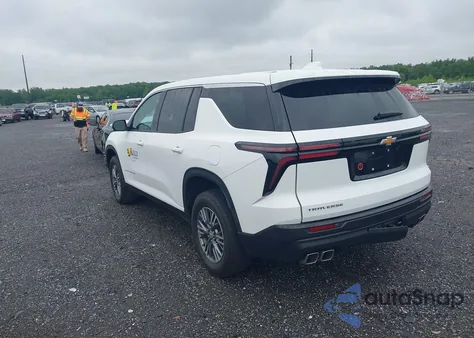 2024 Chevrolet Traverse Fwd Ls z USA, uszkodzony, nr VIN 1GNEREKSXRJ157072